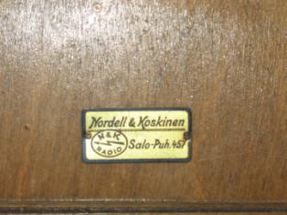 E:\Omistaja\AaN_Radiot\A_Rad_RadiotietoApr03-2 (E)p\Salora_ALL\Salora_ Vipro 22_RJ\Omat kuvat\Omat-nimetyt\Vipro_N&K-logo.JPG