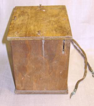 E:\Omistaja\AaN_Radiot\A_Rad_RadiotietoApr03-2 (E)p\Salora_ALL\Salora_ Vipro 22_RJ\Omat kuvat\Omat-nimetyt\Vipro_kansi_kytkinsivu.JPG